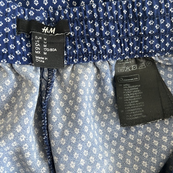 🆑 [4/$20] H&M Printed High waisted Drawstring Trousers - Picture 7 of 8